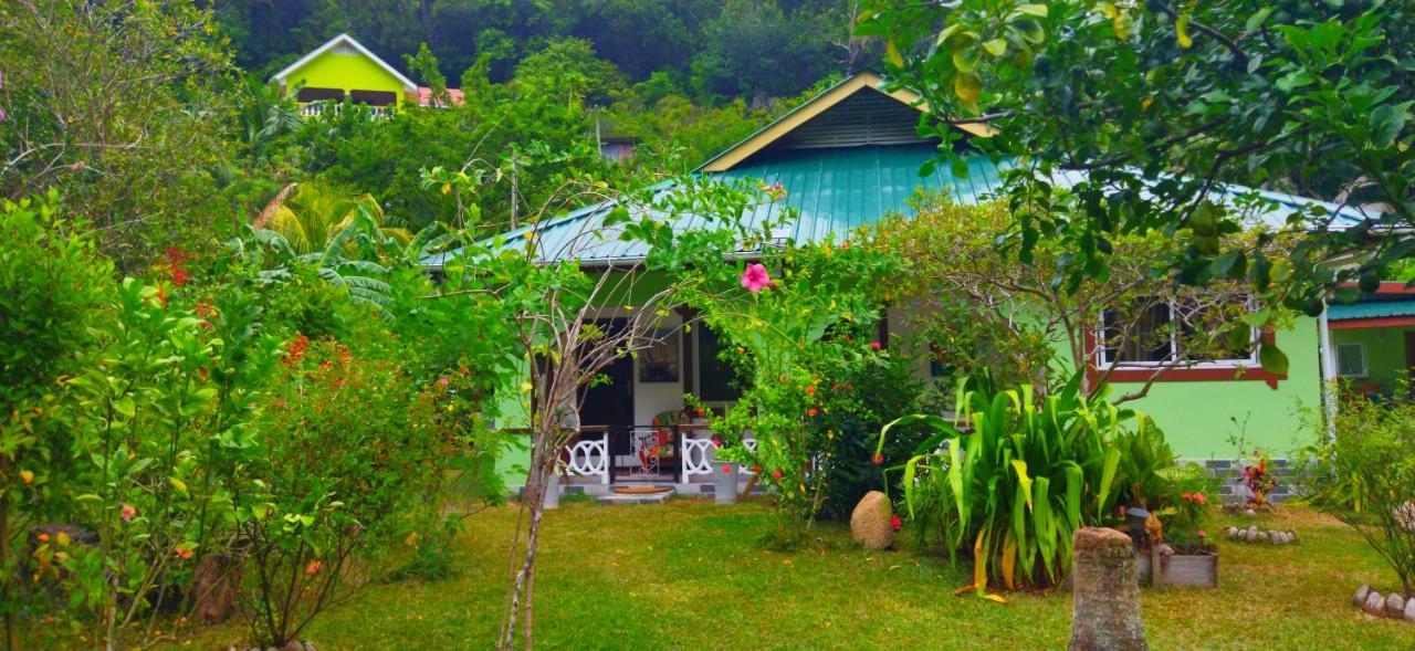 Dan Zoranz Self Catering Guest House La Digue Exterior photo